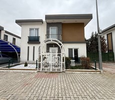 EMLAK 72'DEN ROYAL VİLLALARINDA ACİL SATILIK 4+1 VİLLA