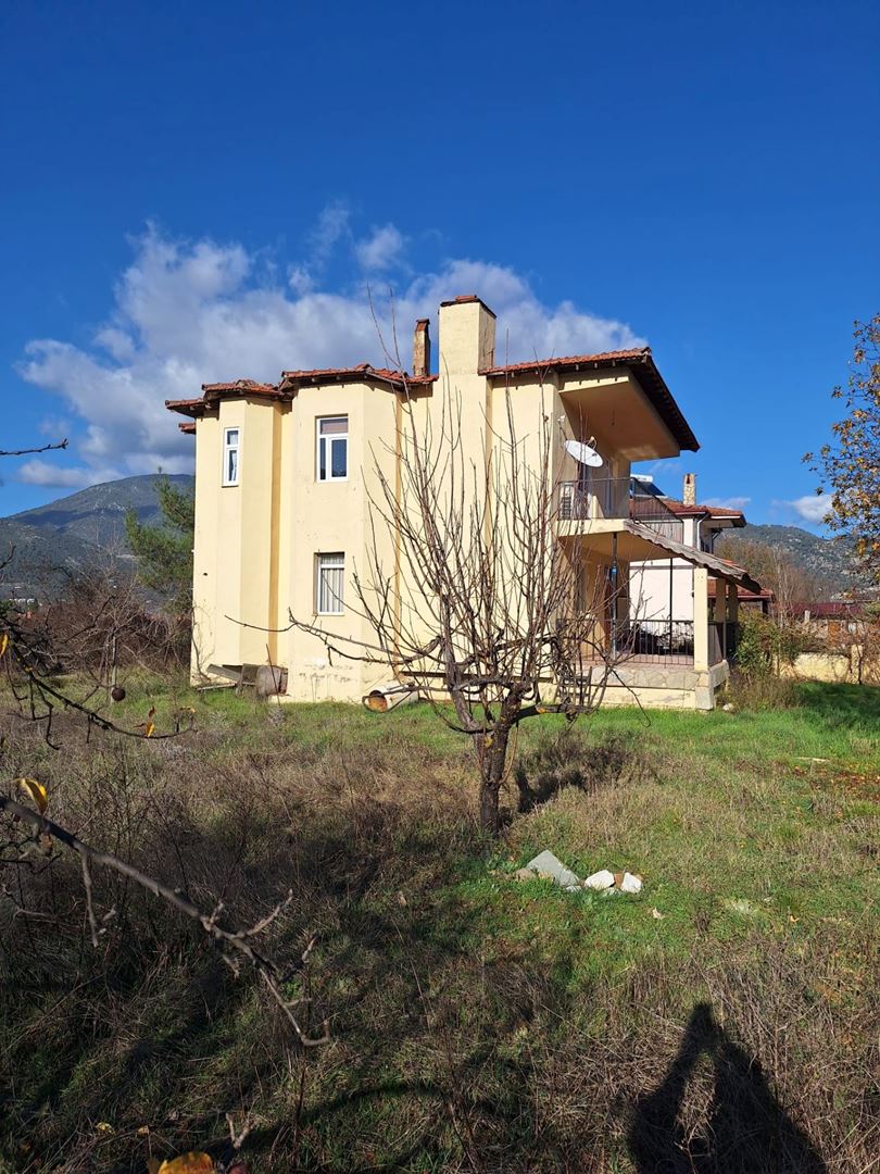 Property-photo