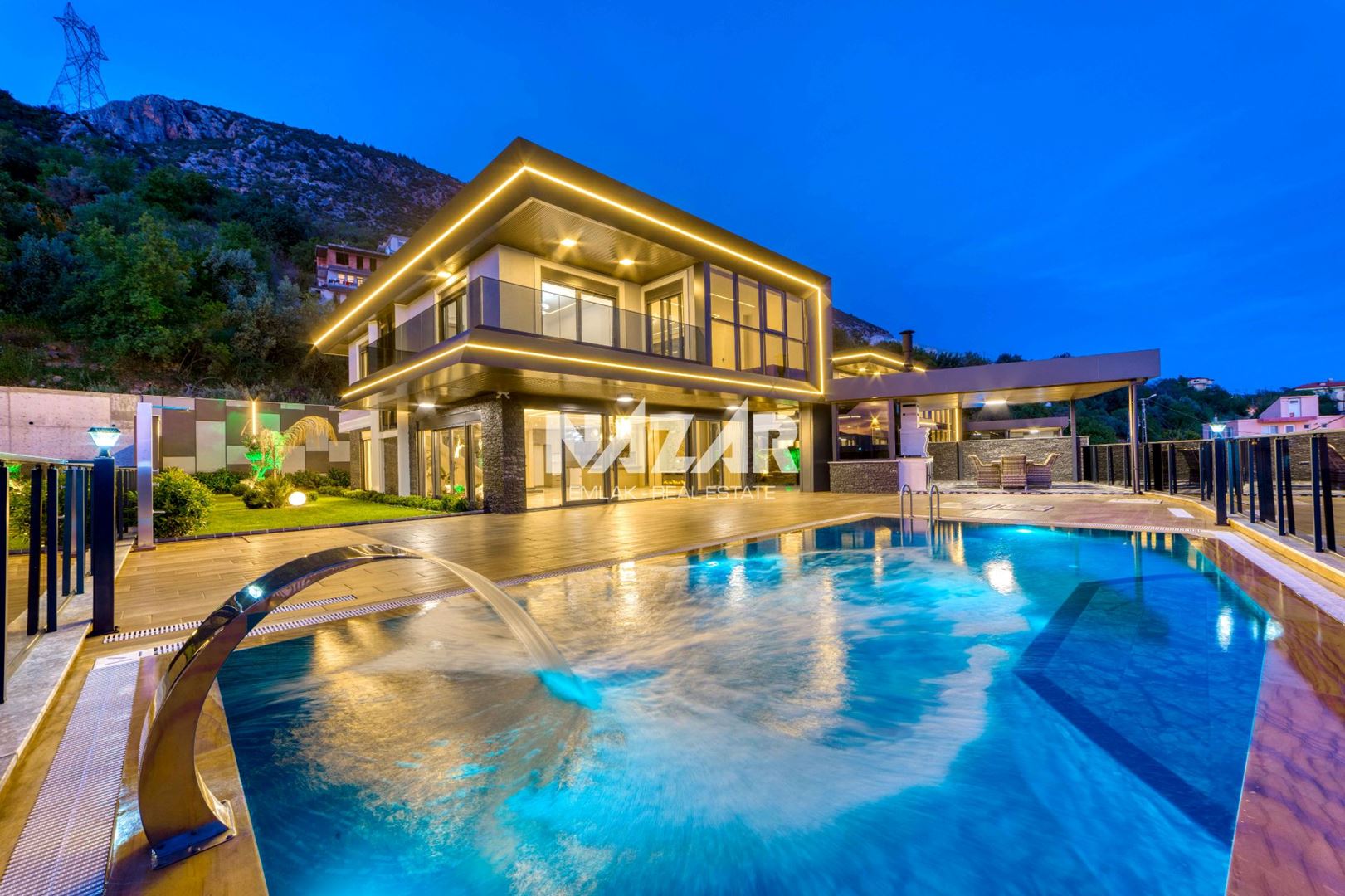 Alanya Kestel Yaylalı Deniz Manzaralı 4+1 Müstakil Villa 282 m2