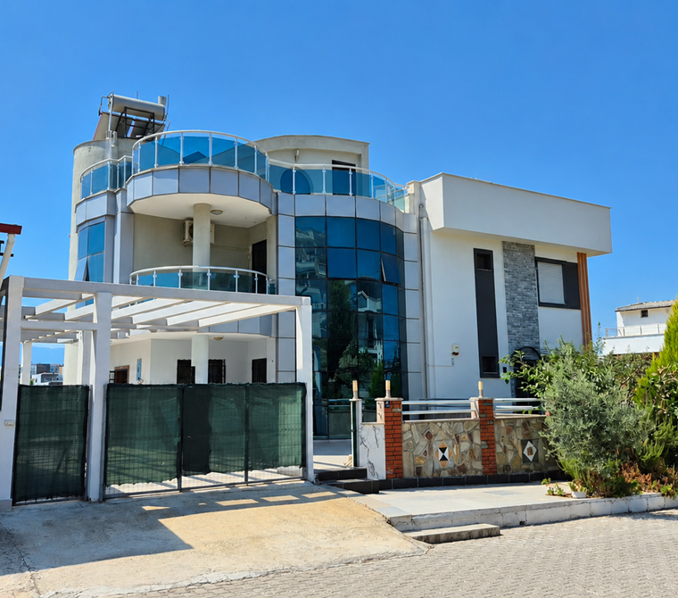 5+2 Villa with Private Pool in Kuşadası Soğucak | Sea View from Terrace