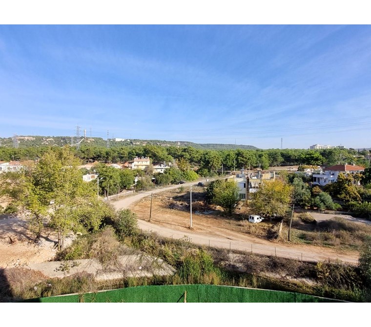 POYRAZDAN ÜNSALDA SİTE İÇİ SATILIK 2+1 100M2 5.KAT 'SIFIR'DAİRE