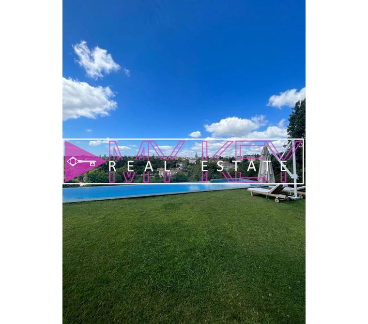 MyKey'den YENİKÖY'de BOĞAZ MANZARALI SATILIK MÜSTAKİL VİLLA