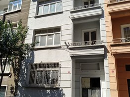 ŞİŞLİ KOCAMANSUR SOKAKTA KOMPLE KİRALIK BİNA TP1310