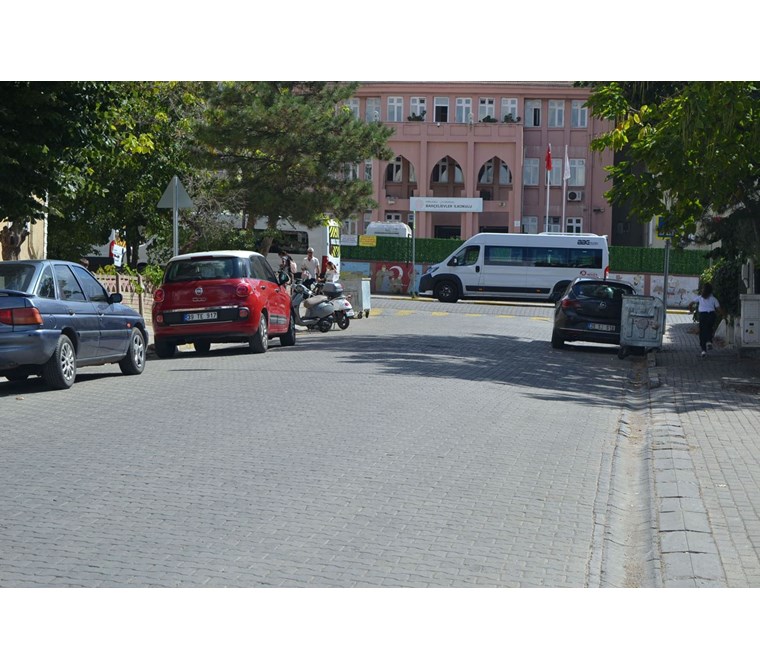 Lüleburgaz Siteler Mahallesinde Satılık 3+1 Daire