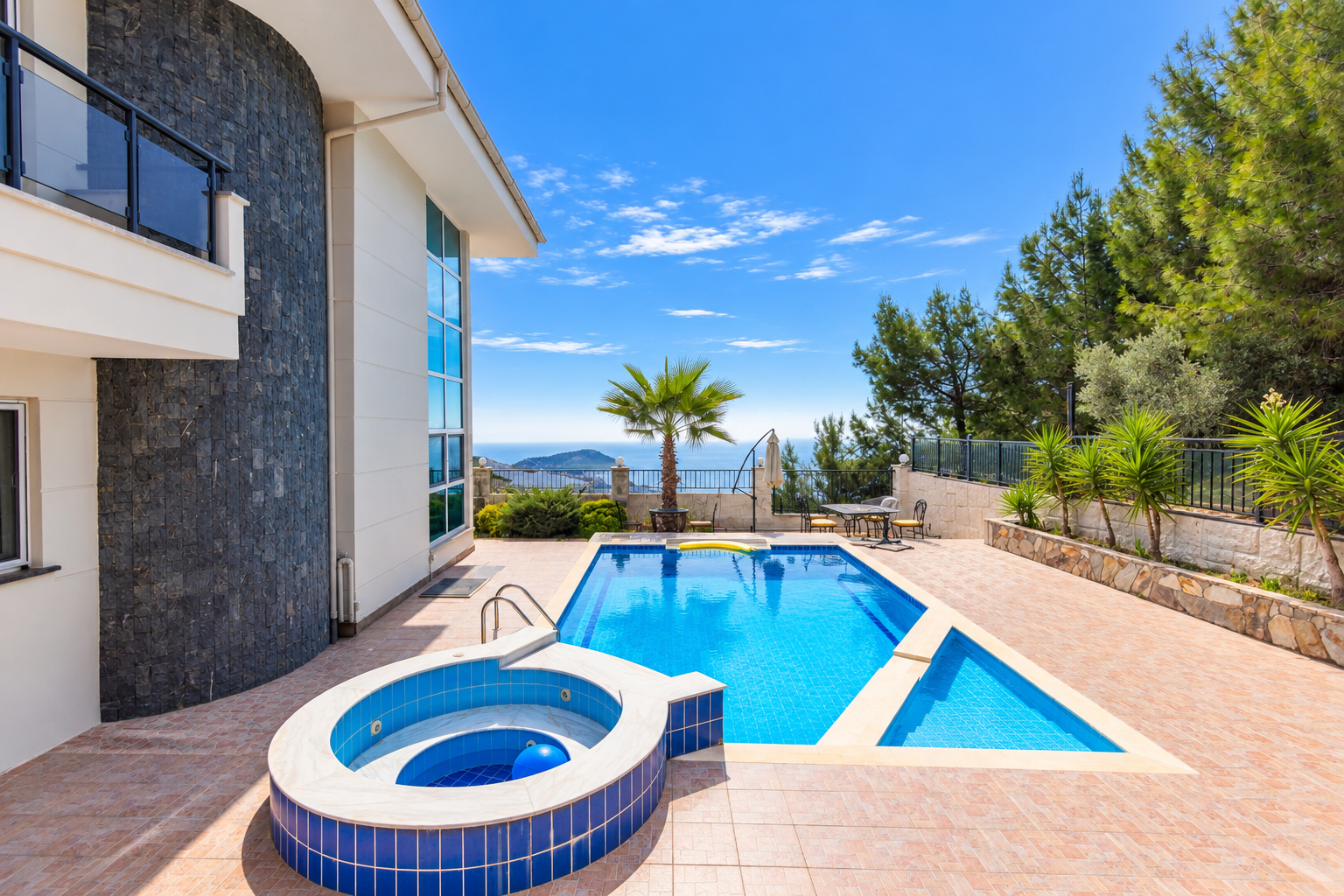 LUXURY 4+1 DETACHED VILLA WITH PRIVATE POOL & PANORAMIC SEA VIEW IN ALANYA TEPE