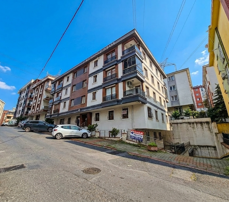 ÜMRANIYE SITE MAH. FINANS MERKEZI KOMŞUSU, 27.000 TL KIRACILI FIRSAT 1+1