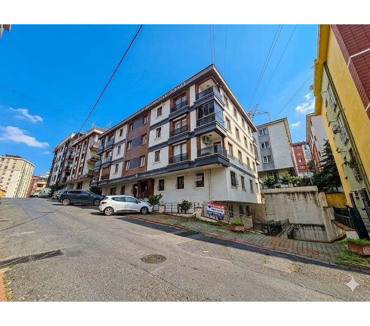 ÜMRANIYE SITE MAH. FINANS MERKEZI KOMŞUSU, 27.000 TL KIRACILI FIRSAT 1+1
