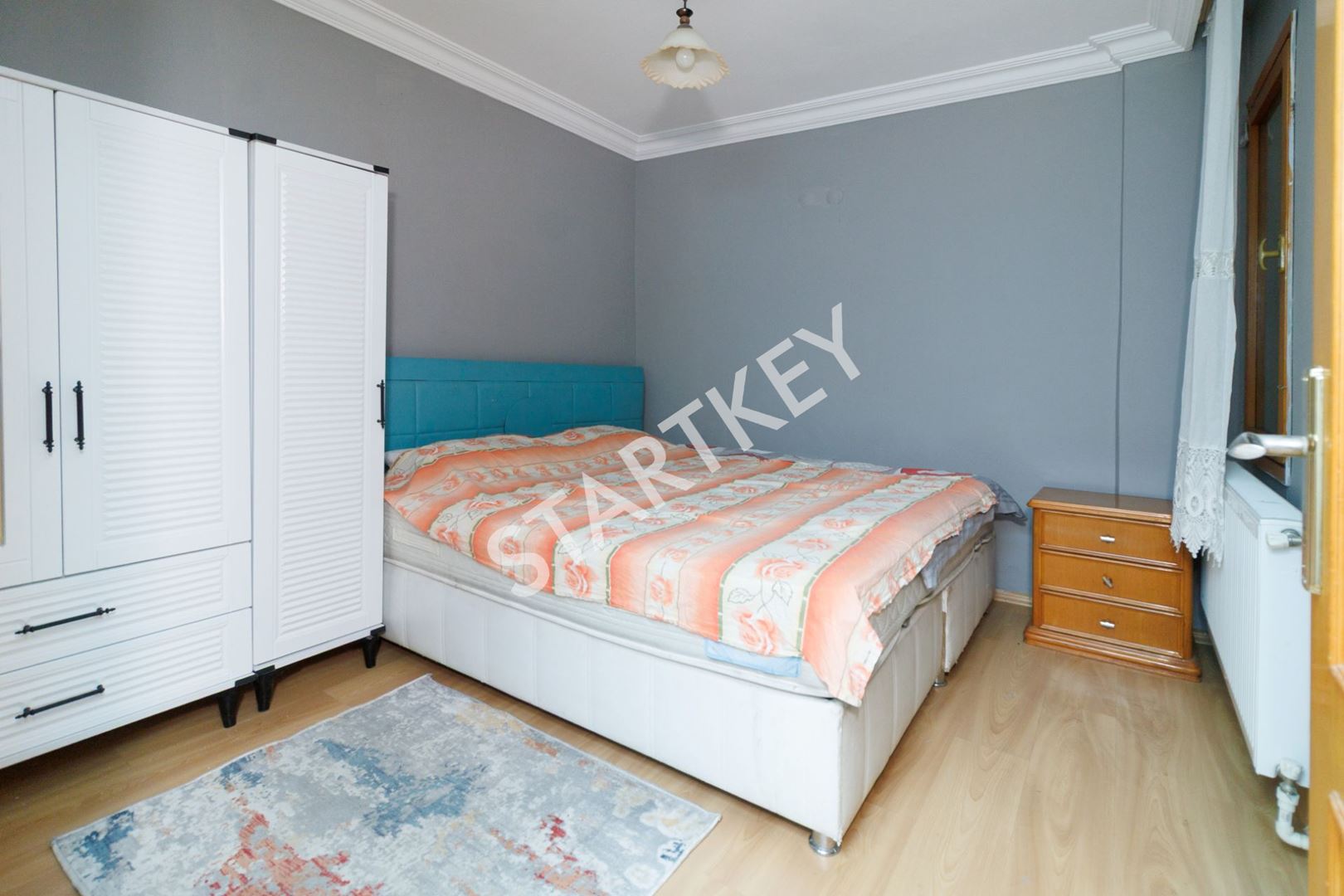 Property-photo