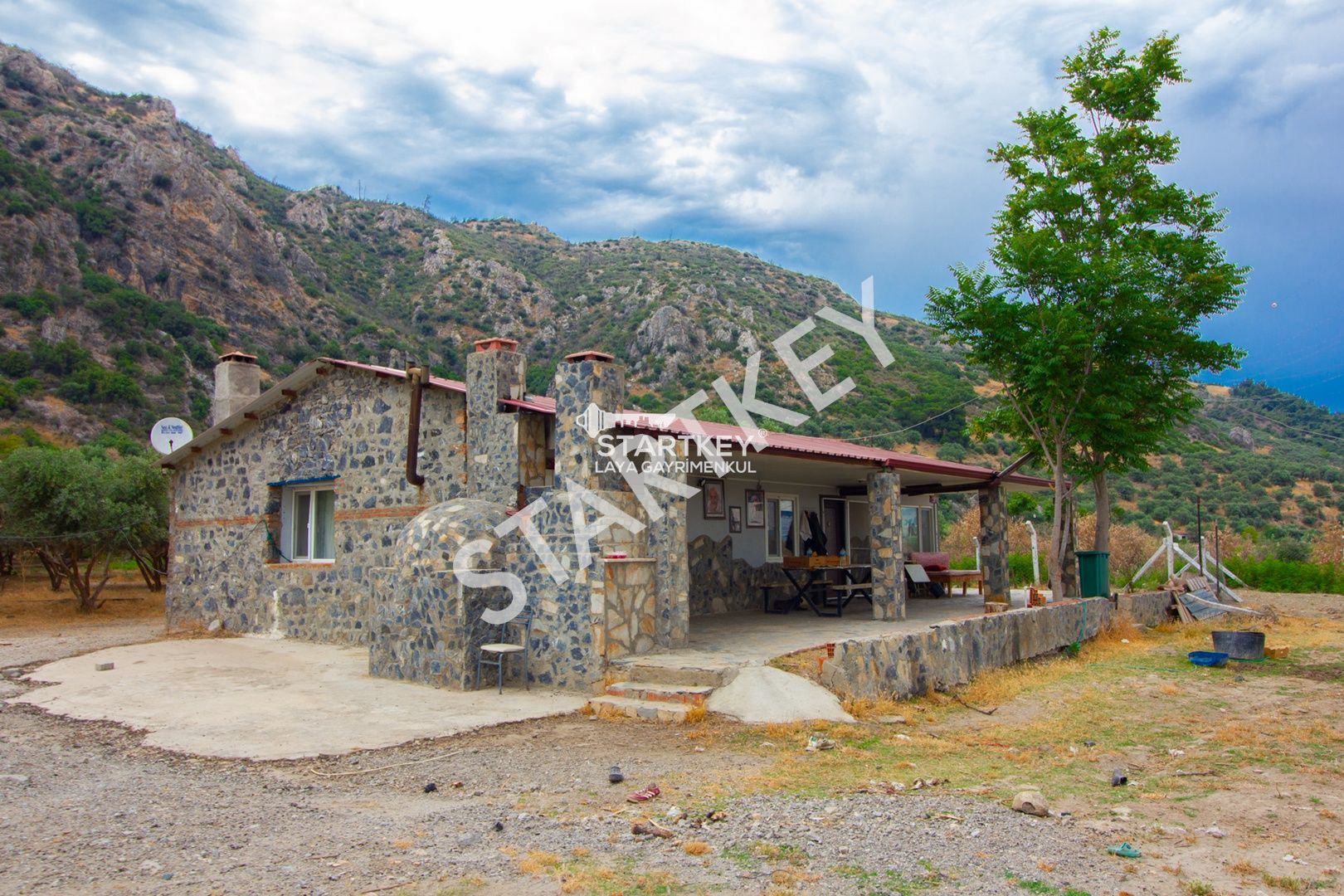 Property-photo