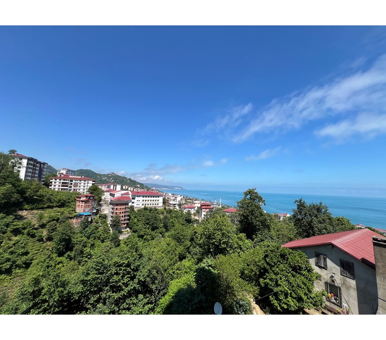 TRABZON SÜRMENE'DE DENİZ MANZARALI,SİTE İÇİ LÜKS 4+1 DAİRE, 230 m²