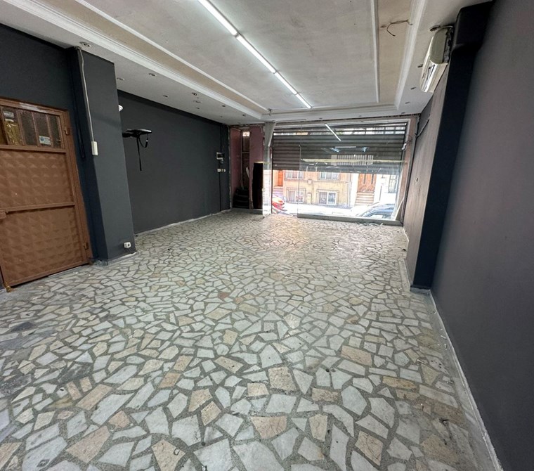 Gaziosmanpaşa ,Karadeniz mahallesinde 120 M2 Kiralık Dükkan