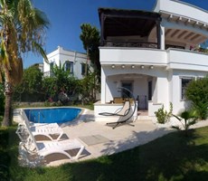 Bodrum Marinaya Yakın Kışlık Kiralık Özel Havuzlu 3+1 Villa