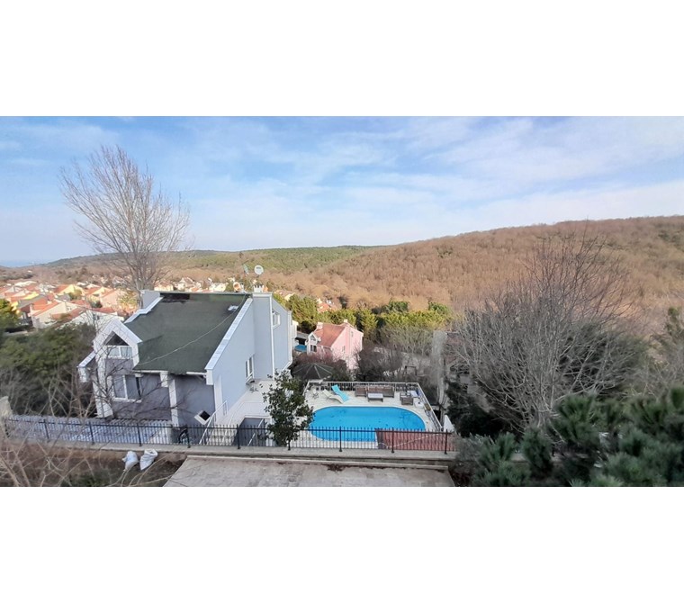 Karadeniz Manzaralı Müstakil villa