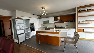 3+1 KOMBİLİ, FULL LÜX EŞYALI, GÖL MANZARALI KİRALIK DAİRE