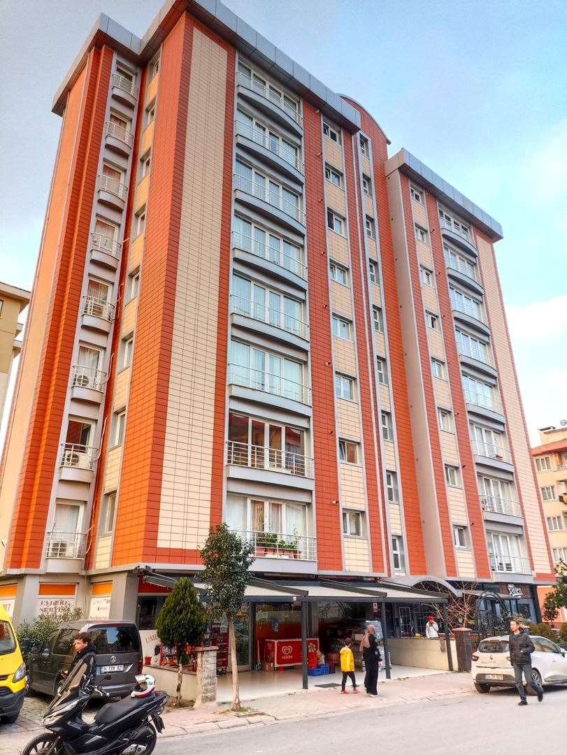 Century21Nokta Ümraniye Şerifali'de 3+1 Satılık Daire 111m2 Net