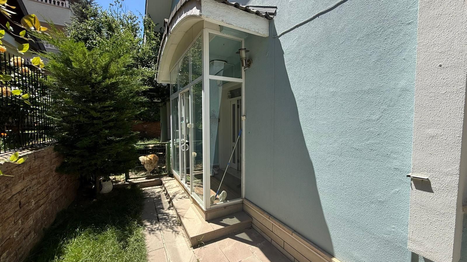 Property-photo