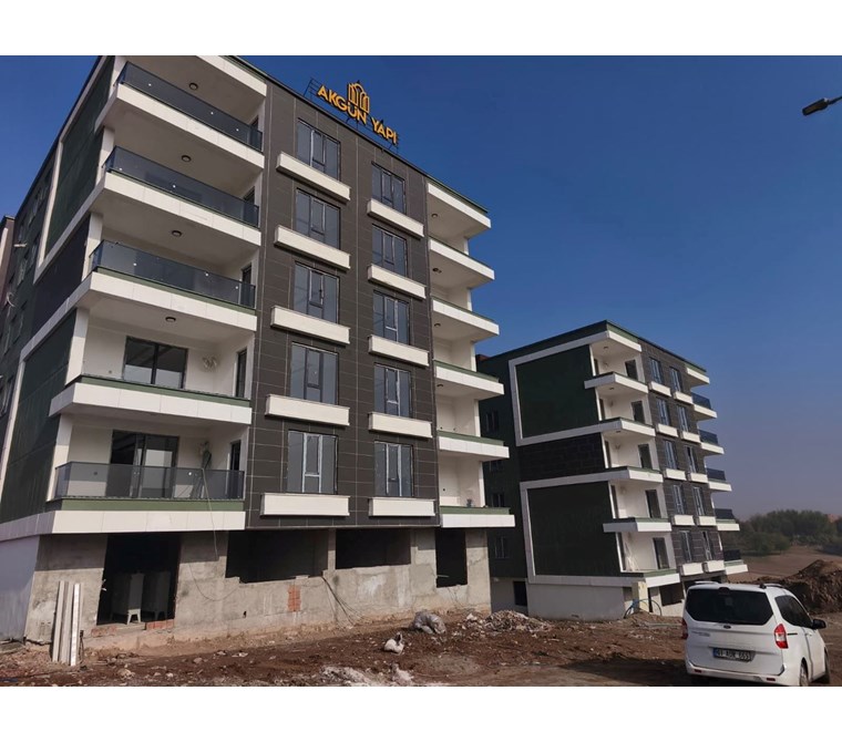 EMLAK 72'DEN ACİL SATILIK (FİYAT DÜŞTÜ) LÜKS 3+1 DAİRE