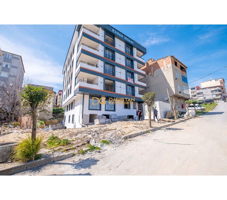 TAHTAKALE'DE SATILIK 2+1 YÜKSEK GİRİŞ SIFIR DAİRE