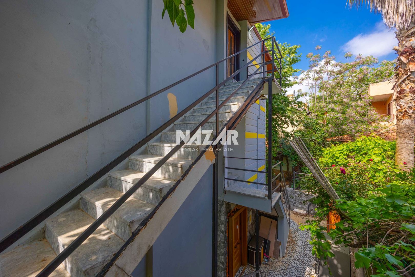 Property-photo