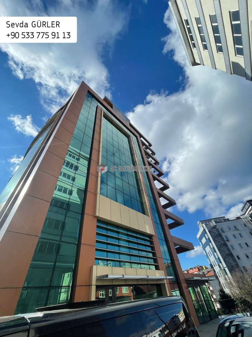 Beykoz Kavacıkta 350M² Net, Kiralık Lüks Plaza Katı