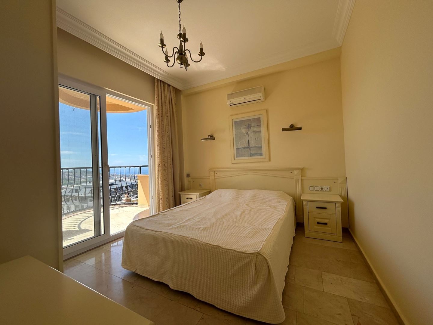 SEA-VIEW 3+1 GARDEN-FLOOR APARTMENT FOR SALE IN ALANYA KARGICAK