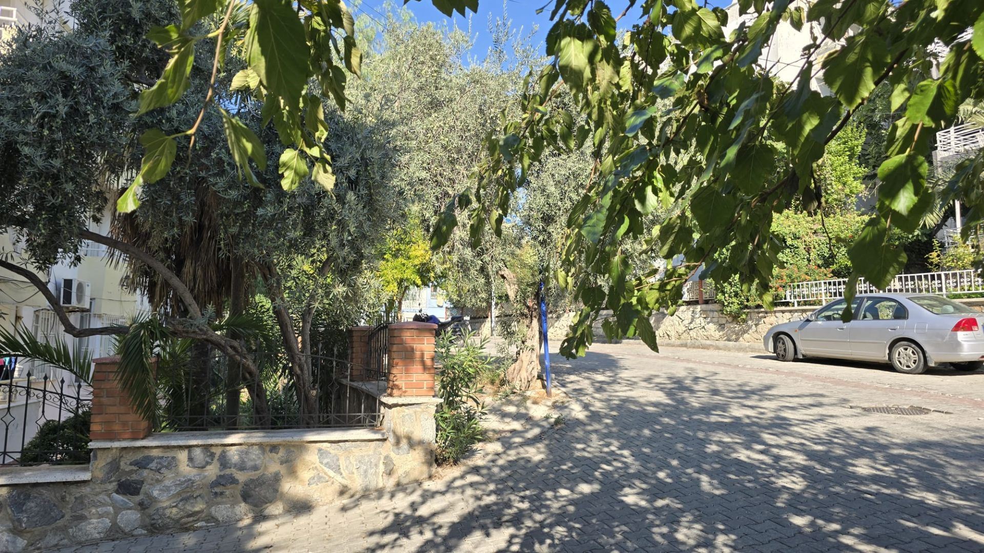 Property-photo