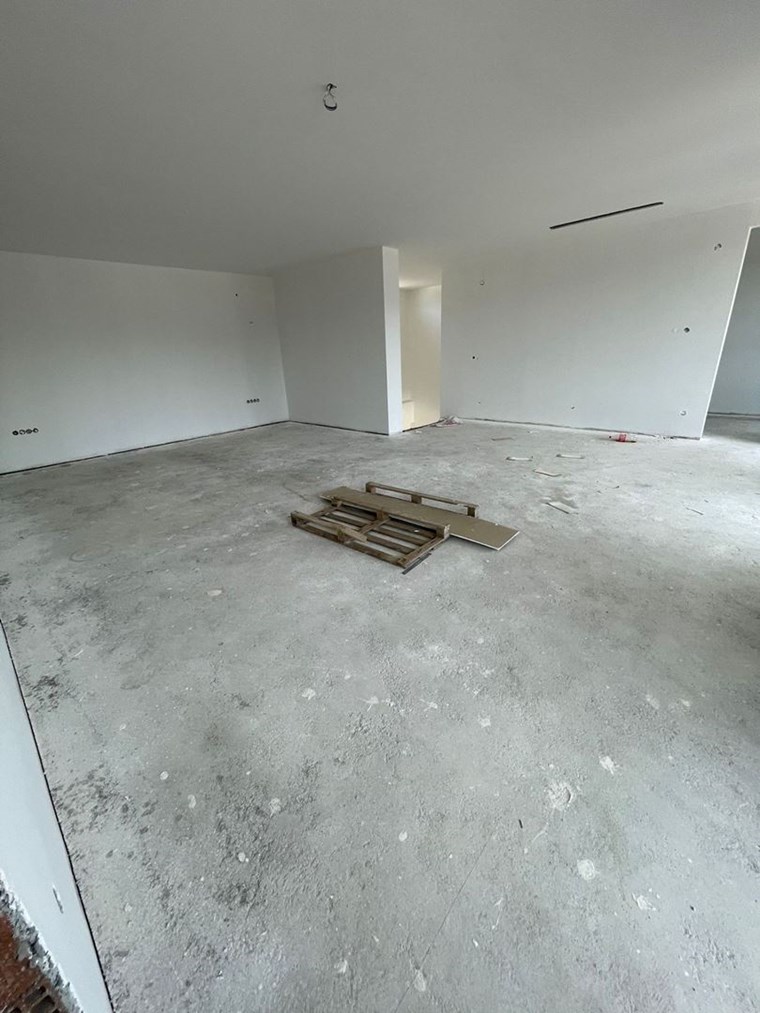 İzmir Menderes Küner'de Natamam Müstakil Ev ve 2000m2 Arsa