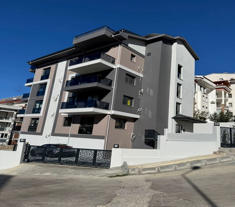 MUĞLA FETHİYE TAŞYAKA PATLANGIÇ MELISSA SİTESİ SIFIR ÇATI DUBLEKS 2+1 DAİRE