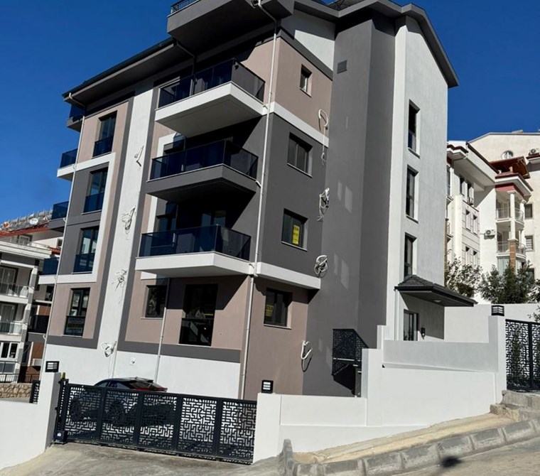 MUĞLA FETHİYE TAŞYAKA PATLANGIÇ MELISSA SİTESİ SIFIR ÇATI DUBLEKS 2+1 DAİRE