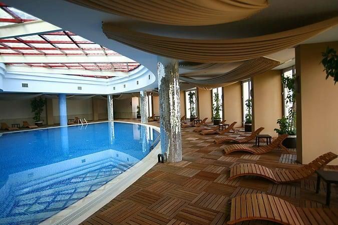 ALANYA GOLD CITY HOTEL’DE FULL AKTİVİTELİ KOMPLEKSTE 2+1 SATILIK DAİRE