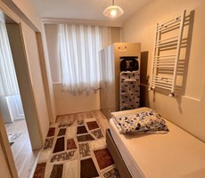 YUNUS EMREDE KIZ ÖĞRENCİYE KİRALIK 1+1 APART