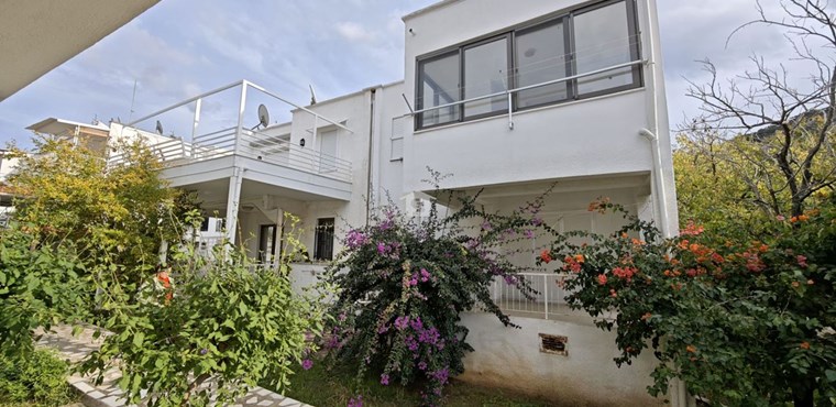 Datça Karaincir Tatil Sitesi’nde Deniz ve Doğayla İç İçe, Net 50 m2 Eşyalı 1+1 Satılık Daire