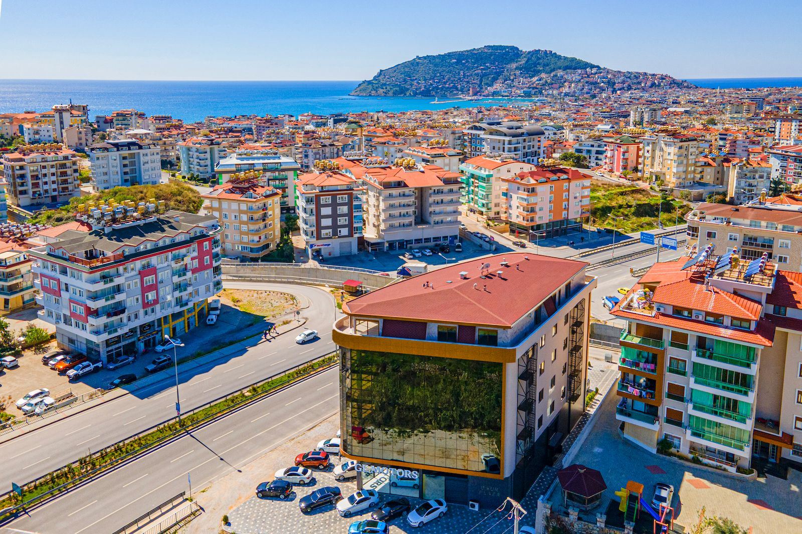 3+1 Office for Rent in Güllerpınarı, Alanya – 150 m²