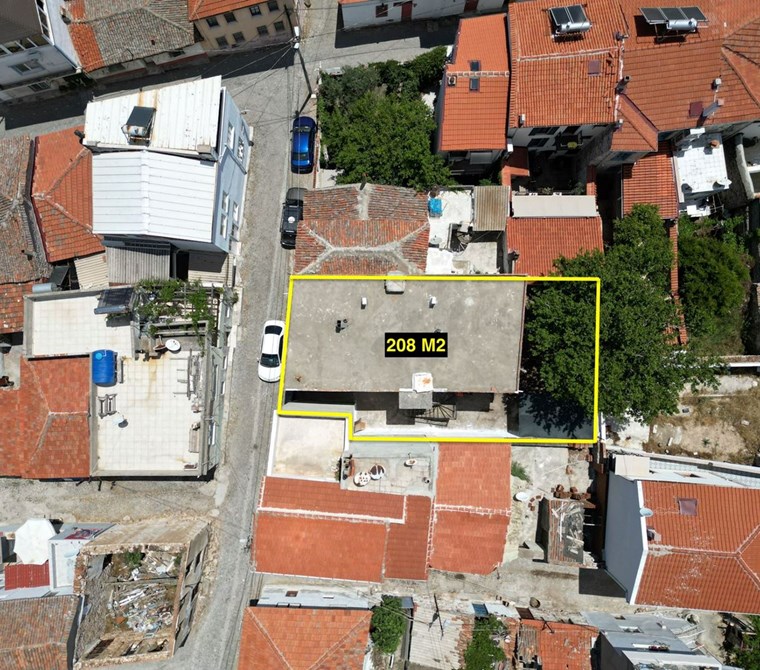 Ayvalık Fethiye'de Satılık Bahçeli Müstakil Ev