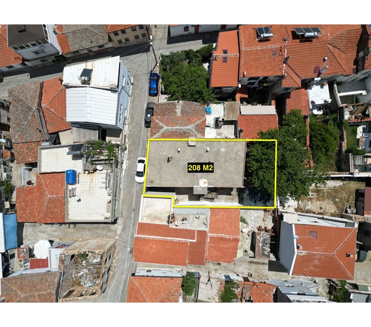 Ayvalık Fethiye'de Satılık Bahçeli Müstakil Ev