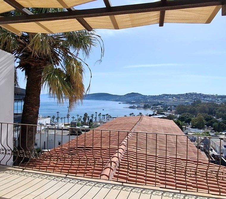 Gümbette Plaja 100 mt Eşyalı Yeni 1+1 Yazlık Daire
