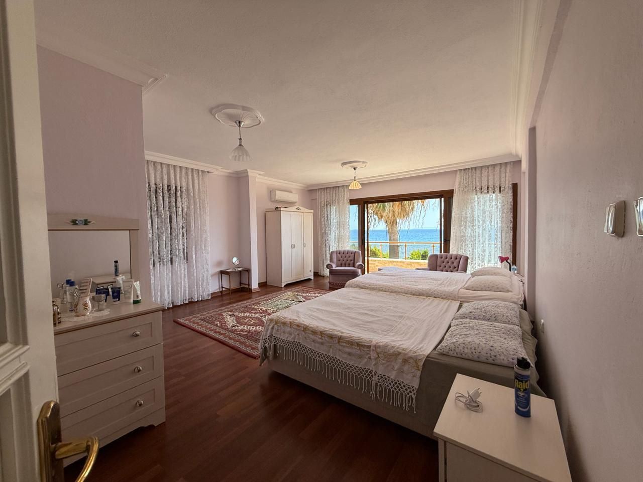 Property-photo