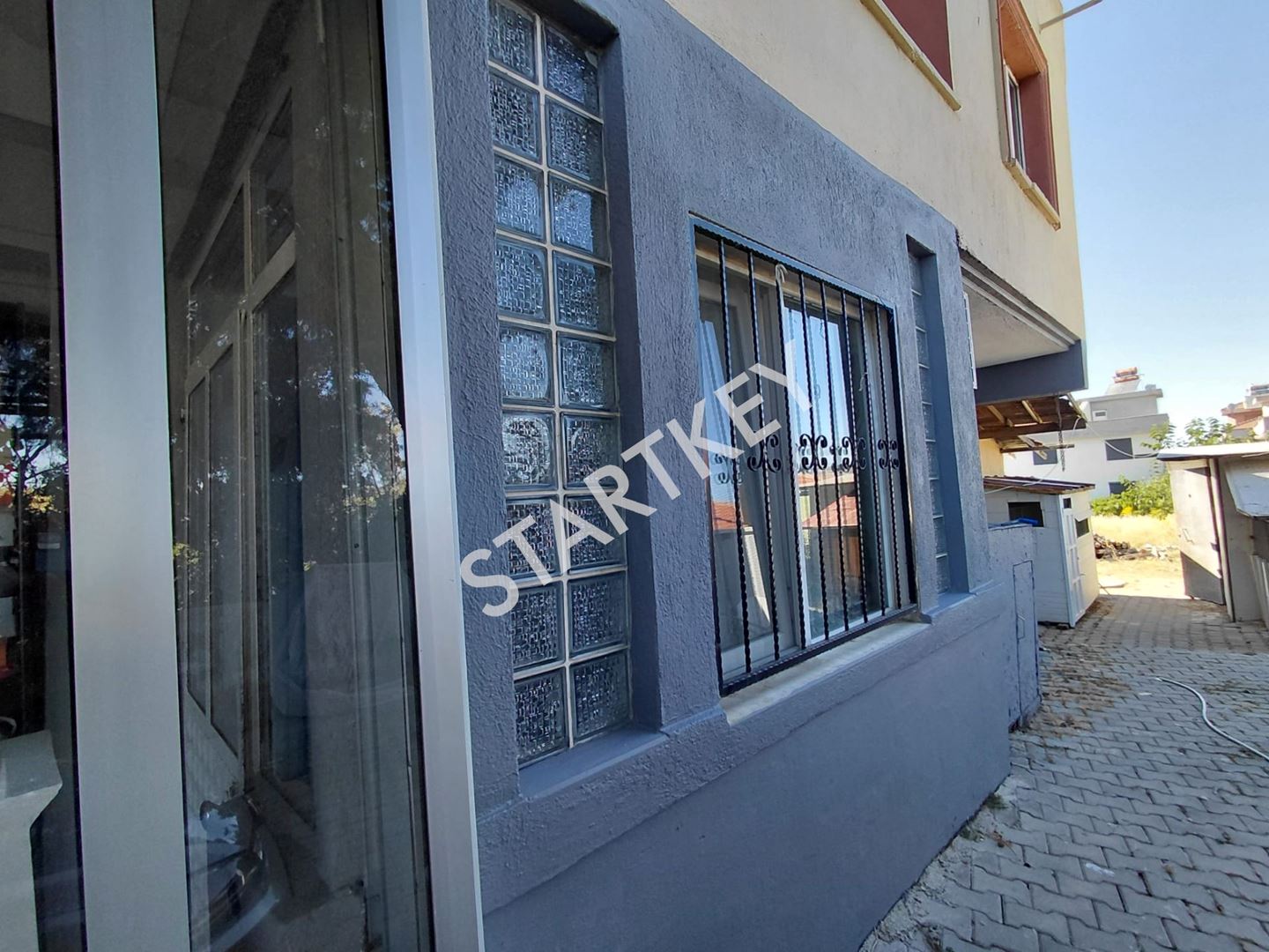 Property-photo