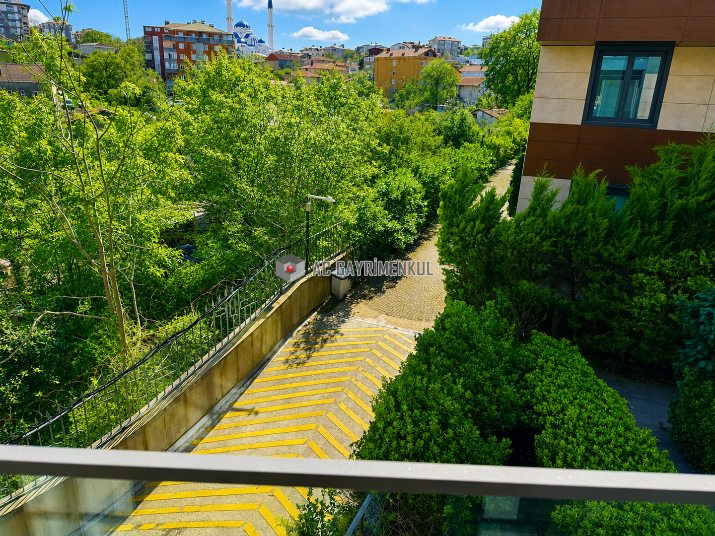 Property-photo