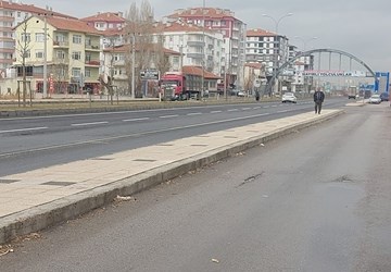 E 90 YOLU ÜZERİNDE KUPON DÜKKAN