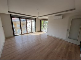 Güzeltepe Caddeye 2. Binada Kombili Balkonlu Sıfır 3+1
