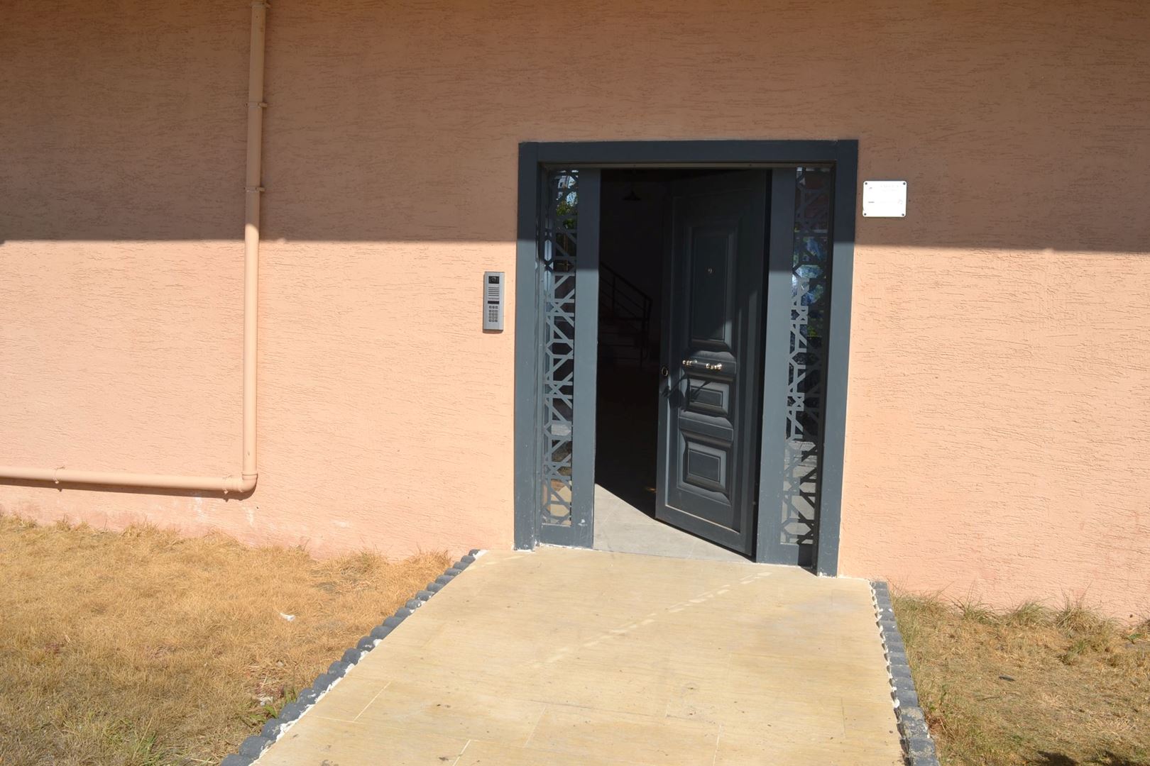 Property-photo