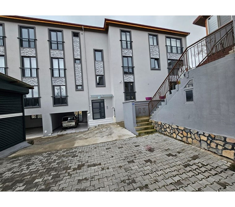 📍 Kartepe Derbent Merkezi Konumda 168 m² Bahçe Dubleks