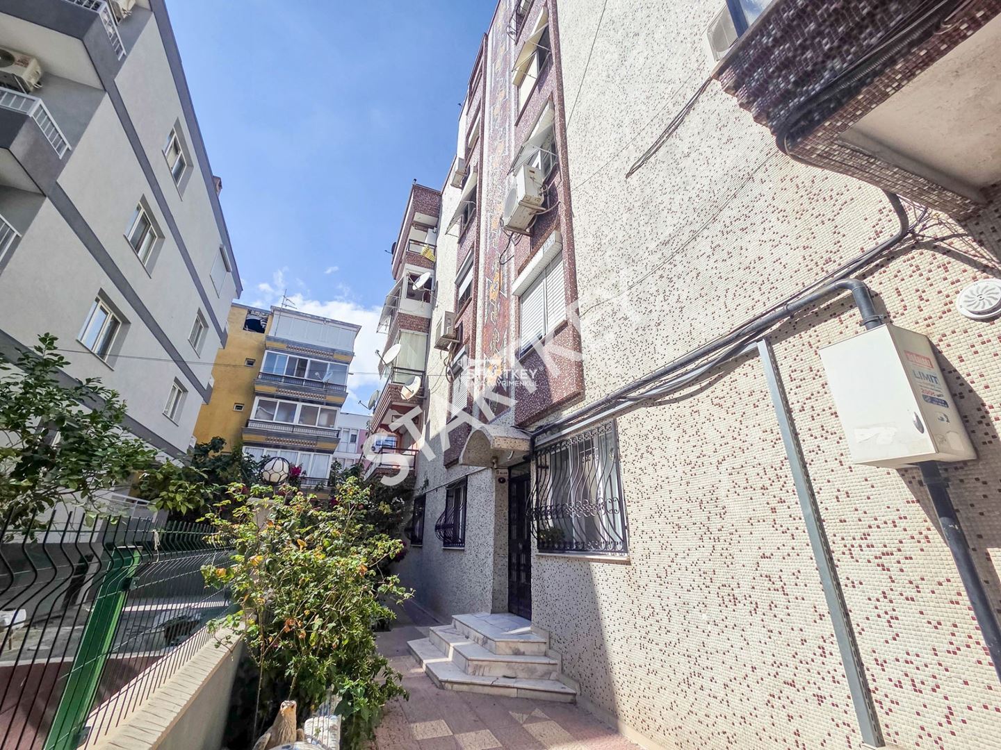 Property-photo