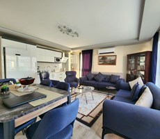 KUŞADASI 'NDA DENİZE YÜRÜYÜŞ MESAFESİNDE SATILIK YENİ 2+1 DAİRE