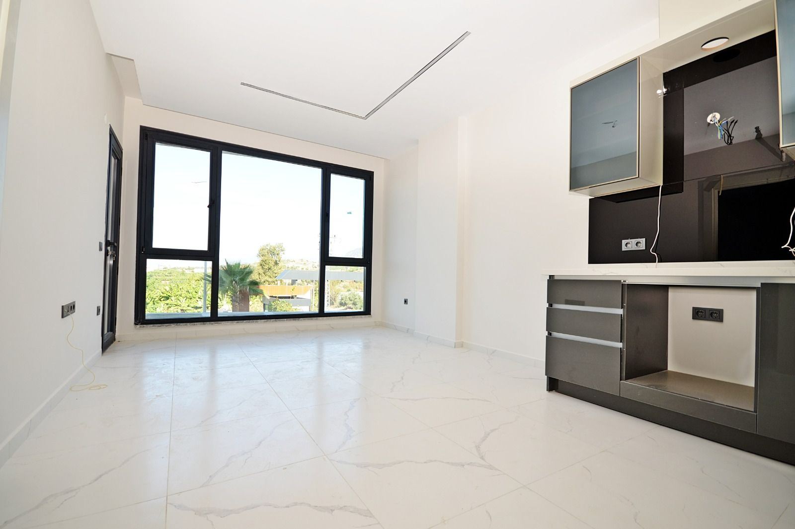 ALANYA KARGICAKTA MUHTEŞEM KOMPLEKS İCERİSİNDE 2+1 SATILIK LÜKS DAİRE · 4 · Fotoğraflar