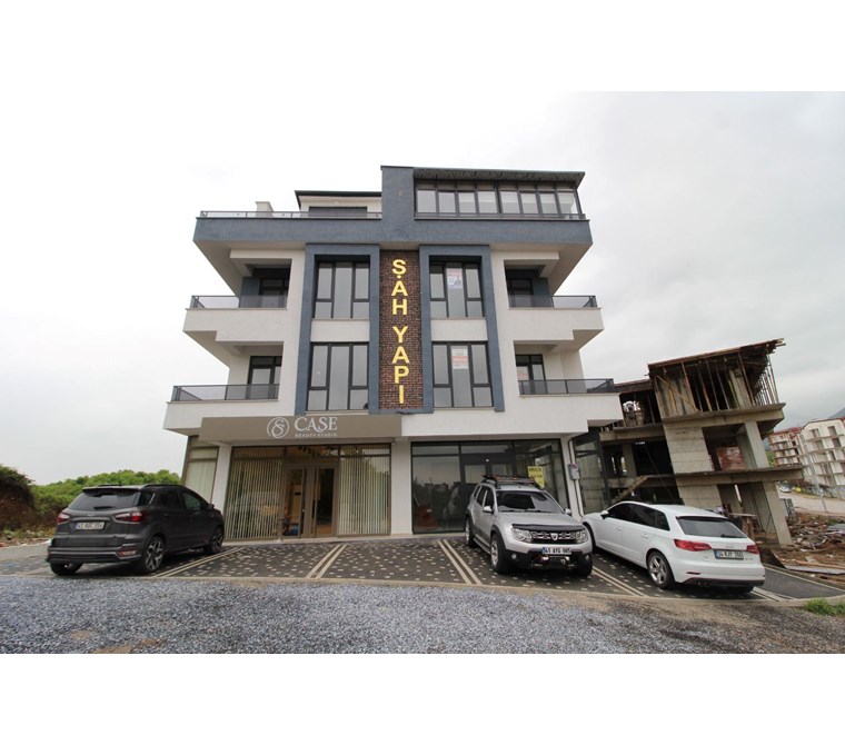 Kocaeli Başiskele Ulus Caddesi Üzerinde Arakat Kiralık Daire