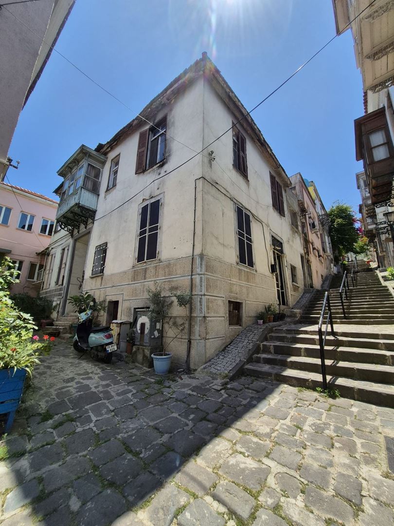 Property-photo