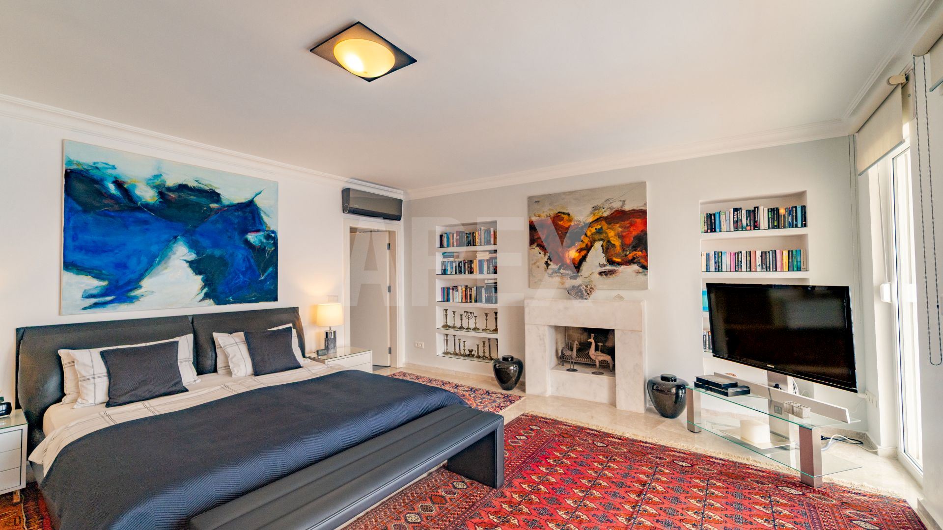 Property-photo