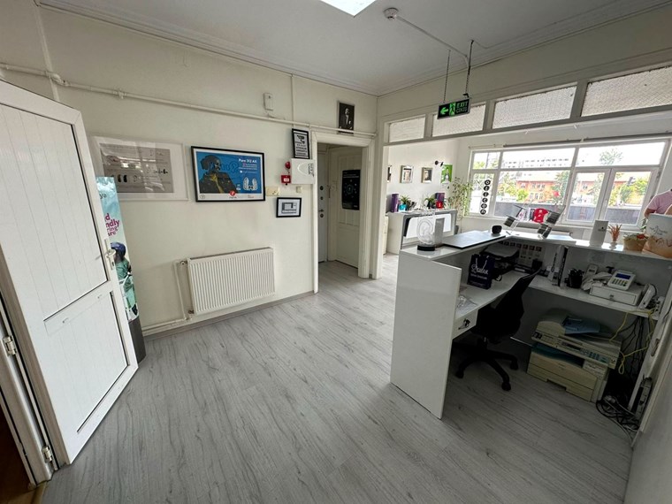 İŞ YERİNE UYGUN MİLLET CADDESİ'NDE YATIRIMLIK SATILIK DAİRE